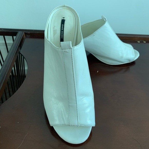 Zara Basic - White Chunky Heel With Thick Strap - Picture 2 of 14